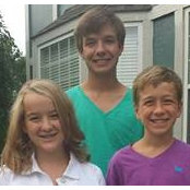 Lara Laughlin's photo