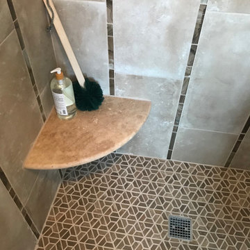Midland - Transitional Bathroom