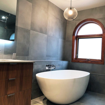 Luxurious ensuite bathroom