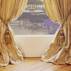 Draperies - Curtains
