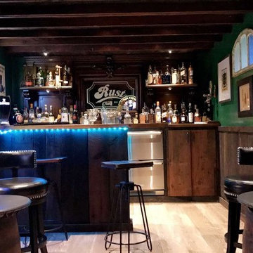 Man Cave/ Irish Pub in Basement