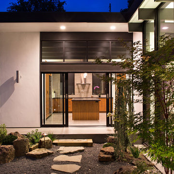 Modern Atrium House