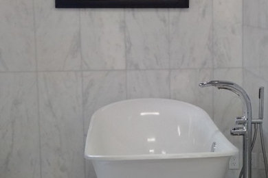 Bathroom - modern bathroom idea in Toronto