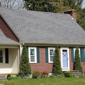 Mastic Cedar Discovery Vinyl Siding, Mattapoisett, MA