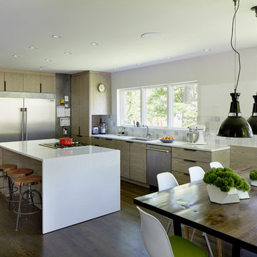 Brookside Modern
