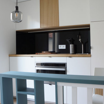 Cuisine avec sa desserte | bureau