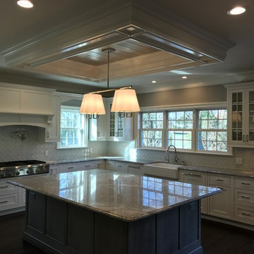 Medallion Platinum Beaded Inset White Icing