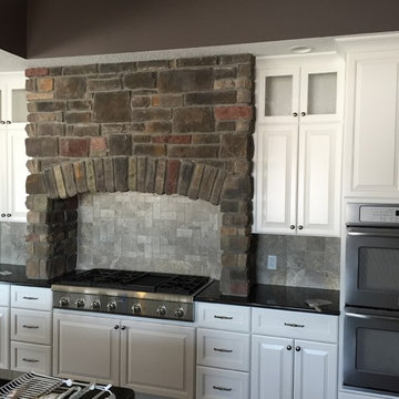 Dakota Laytite and Cut Cobble