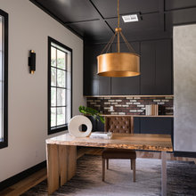 Chavvon’s Office