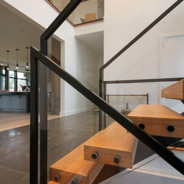 Project #98 | Modern Mono-beam Staircase with Glass Railing