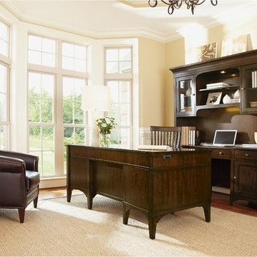 Hooker Furniture Abbot Place