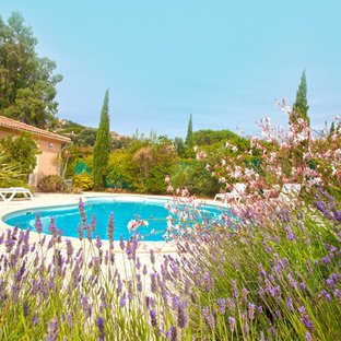 Shabby-Look Pool in Korsika