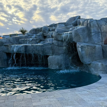 Desert rock pool