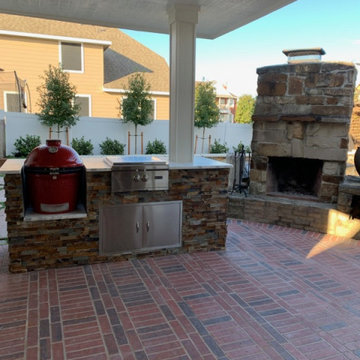 Patio & Summer Kitchen