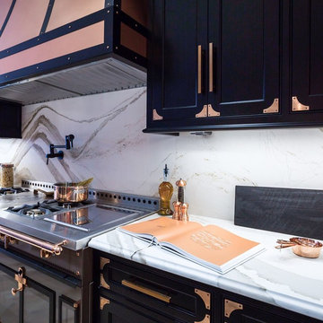 Glamorous High Contrast Kitchen with Mixed Metal Tones