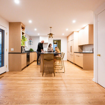 Small Wonder – Riverside Open Plan Maximized