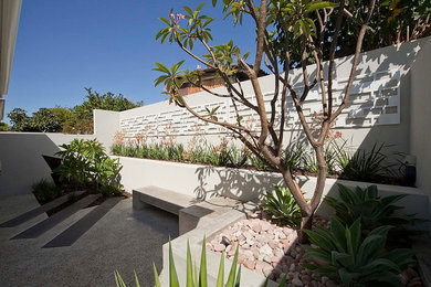 Photo of a modern garden in Perth.