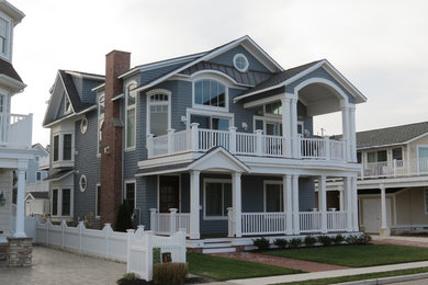 Example of an exterior home design in Philadelphia