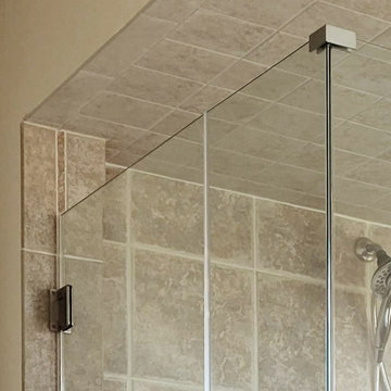 90 Degree Corner Shower with Beveled Clamps and Hinges