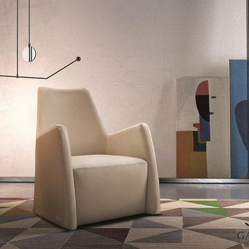 Carrie Swivel Armchair by Gamma Arredamenti