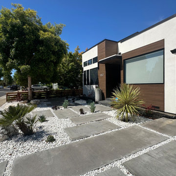 Tech-Savvy Tranquility: Sustainable Yard Design