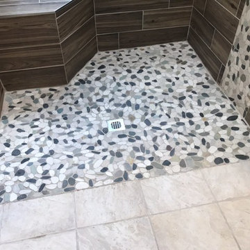 Zero entry, shower curb, barrier free Master shower