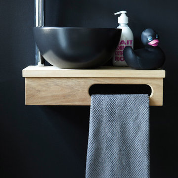 Line Art Teak Wall Mounted Corner Sink
