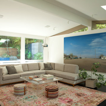 Beverly Hills MicCentury Modern