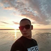 Foto de Bryan To
