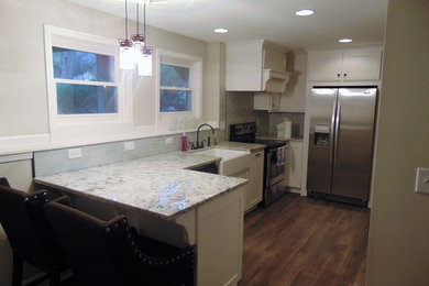 Kitchen - kitchen idea in Kansas City
