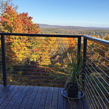 Cresco, PA: Bronze Aluminum Posts & Top Rail Support
