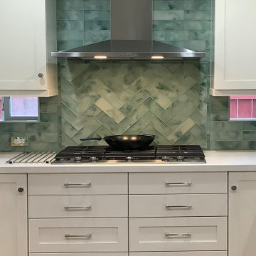 Beautiful White: An Individual Kitchen