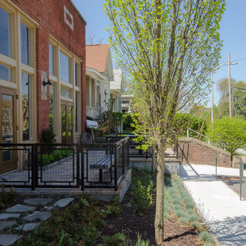 Grant Park Business Front