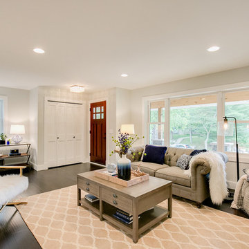 Luxury in Lake of the Isles