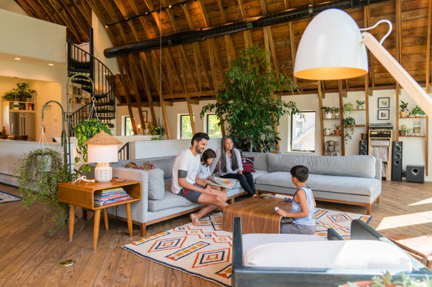 Farmhouse Living Room by Franklin & Associates - Design/Build