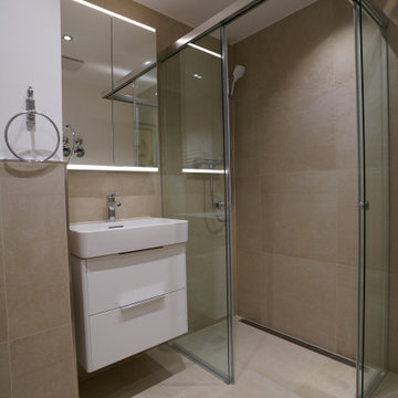 Aus einem Badezimmer wird ein Duschbad in München Bogenhausen