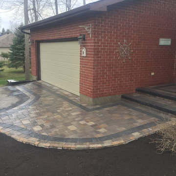 Banded Entranceway with Steps