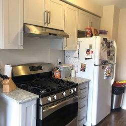 Profile J | Light Grey Shaker Cabinets - Kitchen Cabinetry
