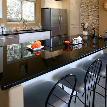 Single Level Kitchen Islands