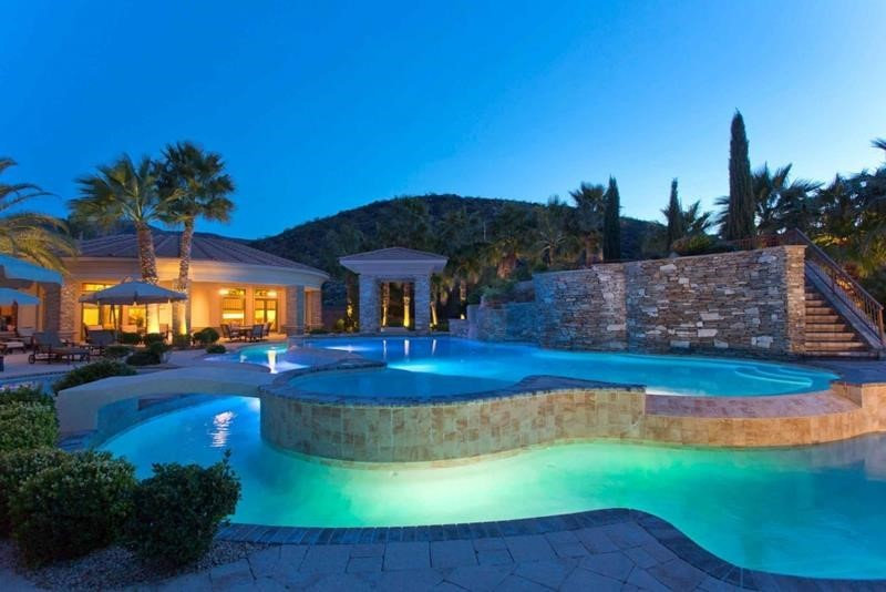 Weiss Residence