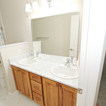 Assorted Bathroom Cabinets-Twin Falls, ID