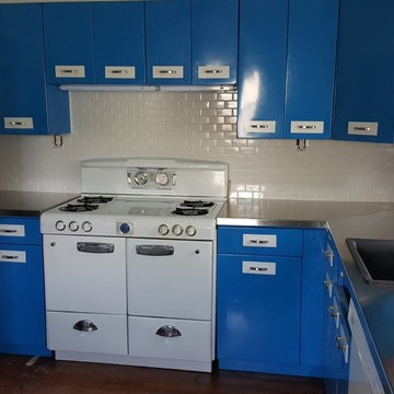 Stainless Steel Counter Tops in Pennsylvania Kitchen