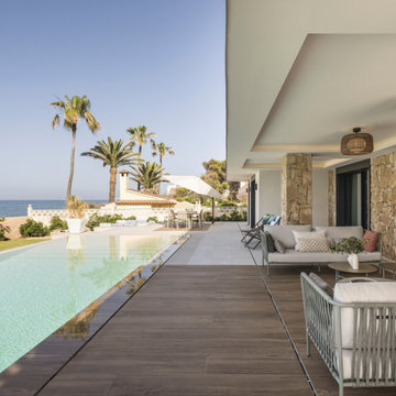 Villa Domótica de Estilo Mediterráneo