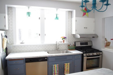 Inspiration for a contemporary kitchen remodel in Los Angeles