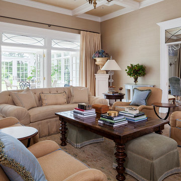 Laurel Woods- Family Room