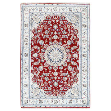 Wool and Silk Nain 250 KPSI Center Medallions Design Handknotted Rug, 6'0"x8'10"