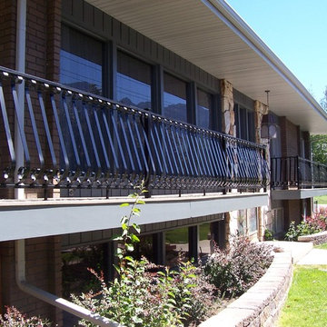 Viola Belly Railing