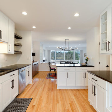 Reston Lakefront Townhome Kitchen & First Floor