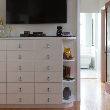 Contemporary Bedroom & Fireplace Design