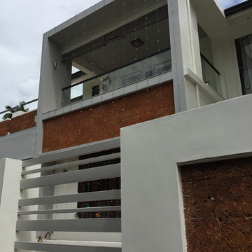 MG THOMAS RESIDENCE